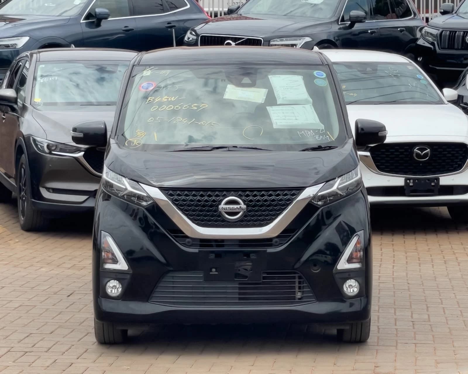 2020 NISSAN DAYZ Highway Star thumbnail 2